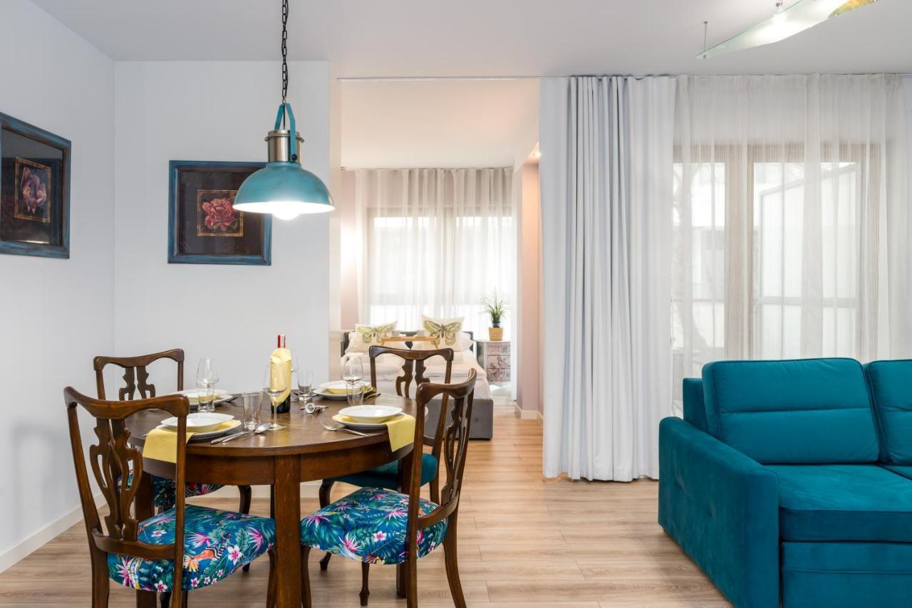 Villa Venecja Apartment Chwaliszewo With Free Garage City Center By Noclegi Renters Poznan Bagian luar foto
