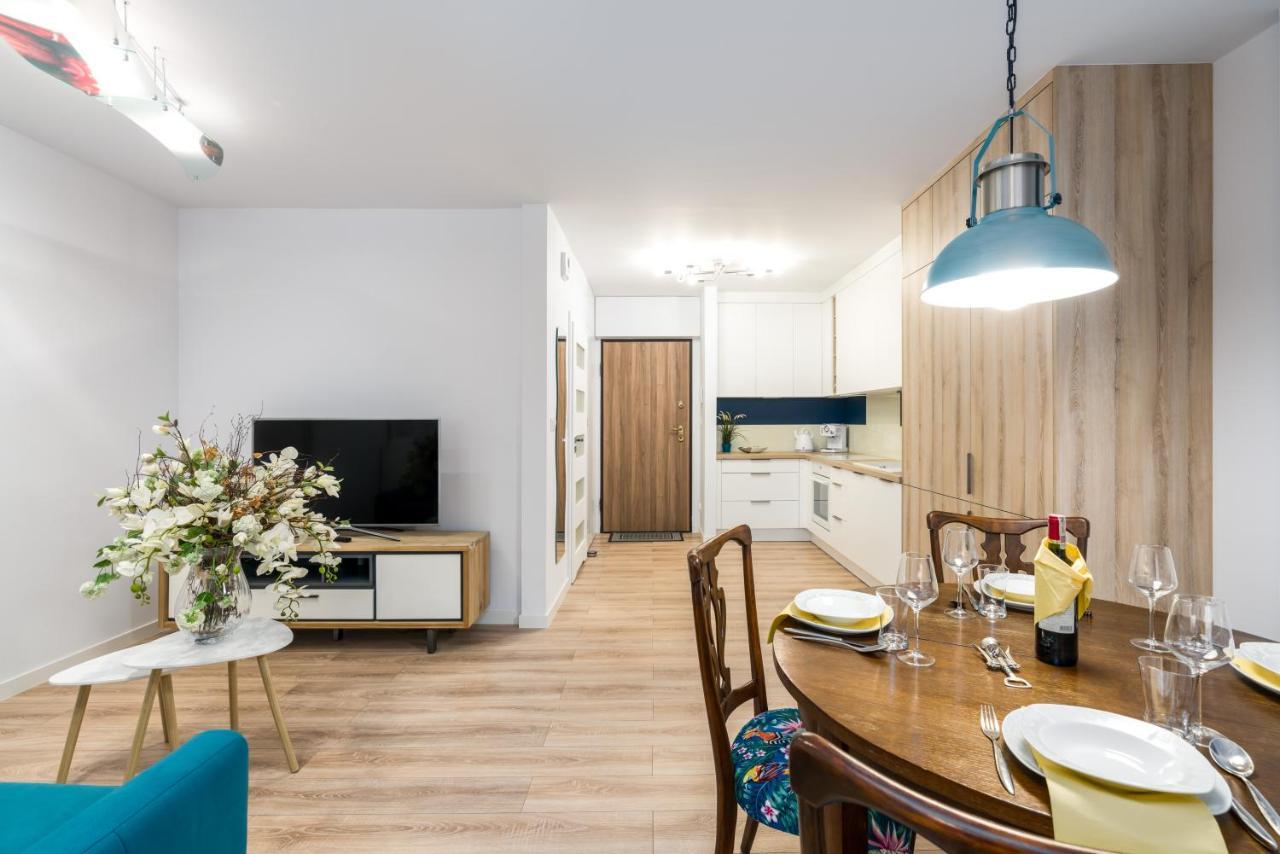 Villa Venecja Apartment Chwaliszewo With Free Garage City Center By Noclegi Renters Poznan Bagian luar foto
