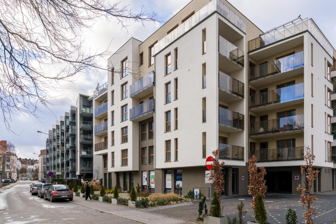 Villa Venecja Apartment Chwaliszewo With Free Garage City Center By Noclegi Renters Poznan Bagian luar foto