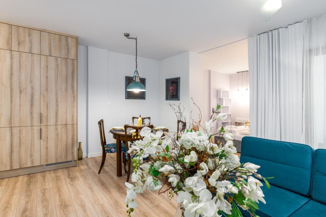 Villa Venecja Apartment Chwaliszewo With Free Garage City Center By Noclegi Renters Poznan Bagian luar foto