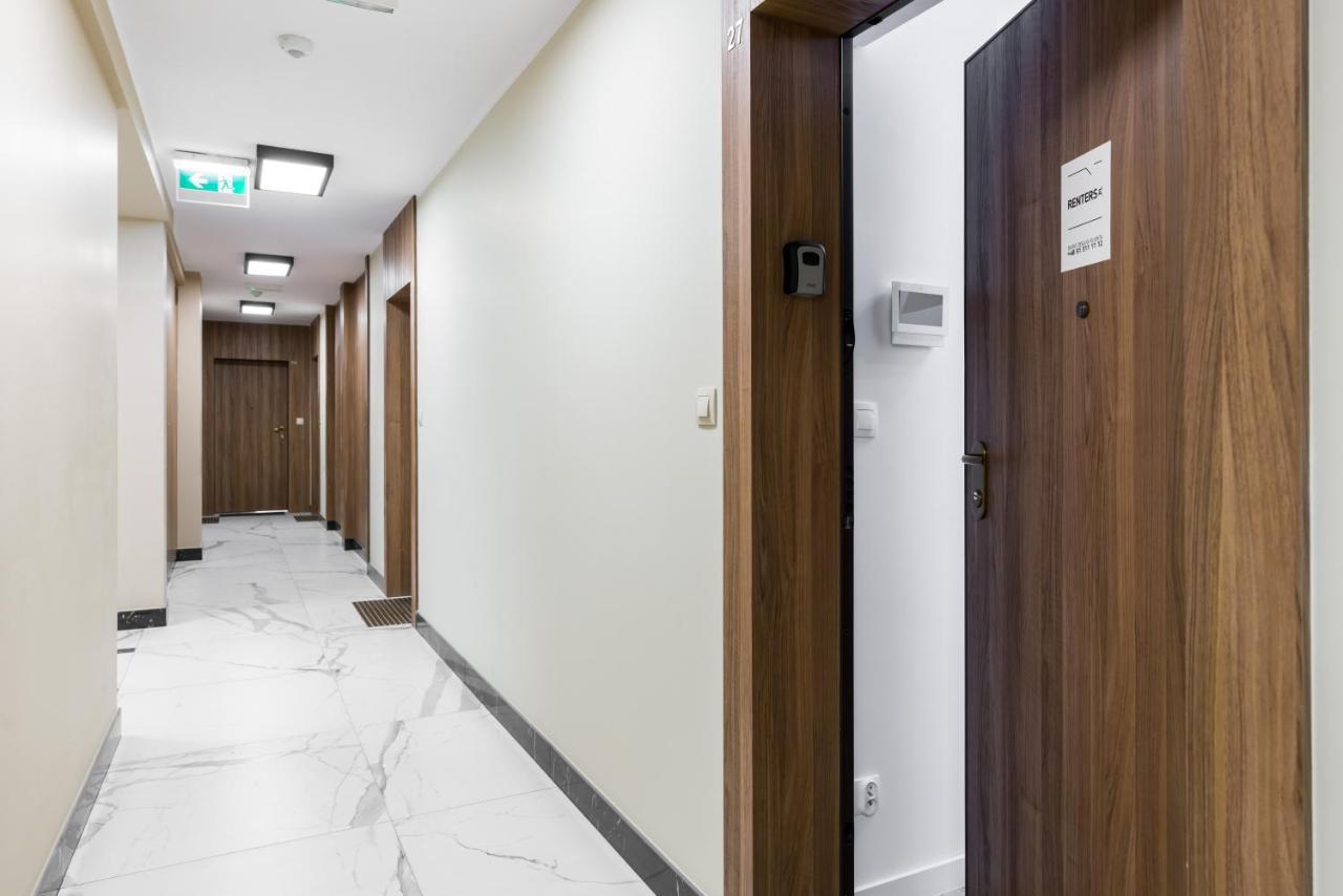 Villa Venecja Apartment Chwaliszewo With Free Garage City Center By Noclegi Renters Poznan Bagian luar foto