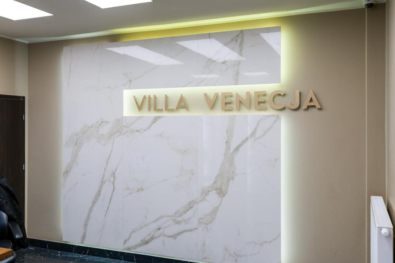 Villa Venecja Apartment Chwaliszewo With Free Garage City Center By Noclegi Renters Poznan Bagian luar foto