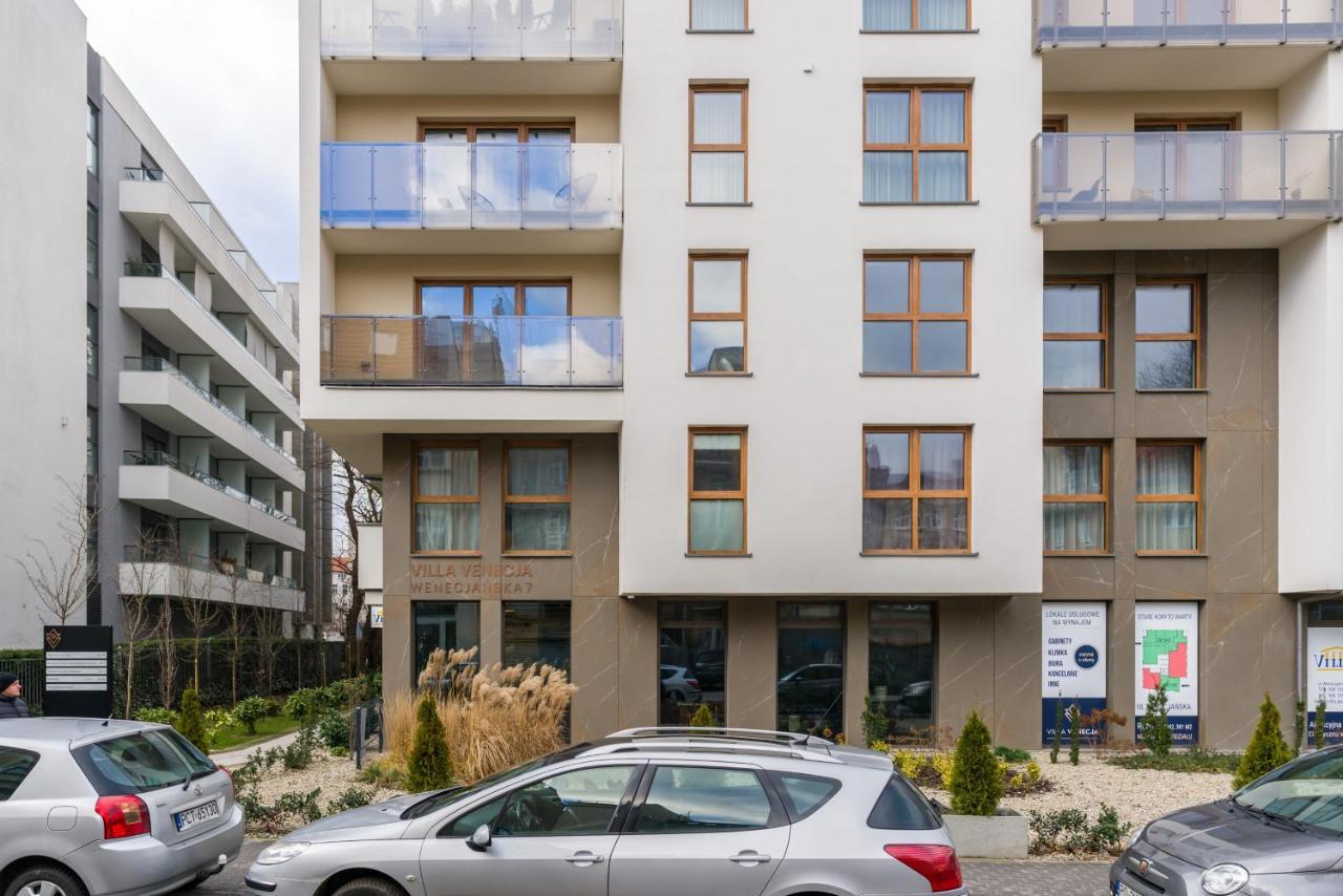 Villa Venecja Apartment Chwaliszewo With Free Garage City Center By Noclegi Renters Poznan Bagian luar foto